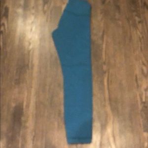 Lululemon wunderunder size 4 25” rare green